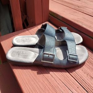 Life Stride Ellway Sandals sz 11